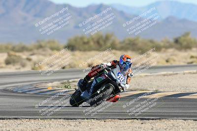 media/Dec-06-2025-CVMA (Sat) [[4a896cc04c]]/Race 8- Formula 40 MW and LW/